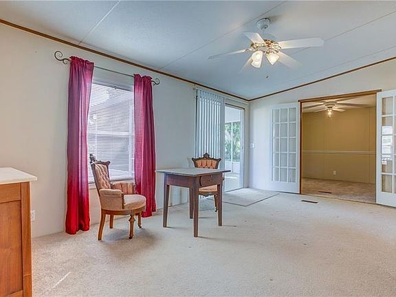 5th image of 15506 Carrolls Ct