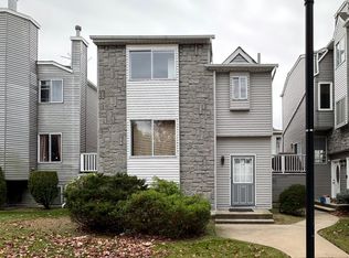 47 Regal Walk, Staten Island, NY 10303