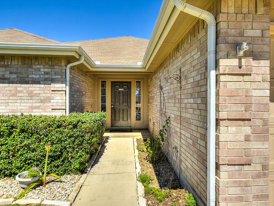 1st image of 244 Rock Springs Dr
