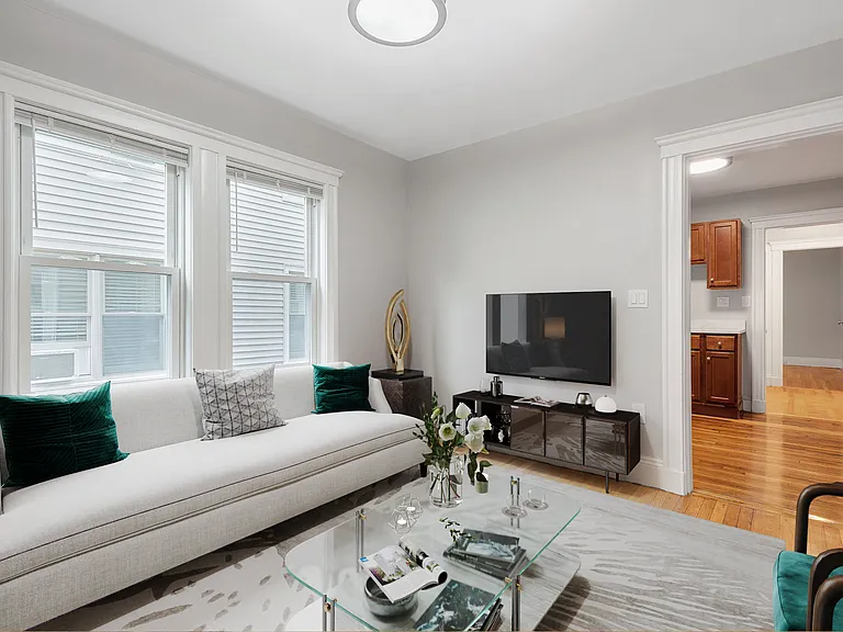12 Ashland St #1L — Photo 6