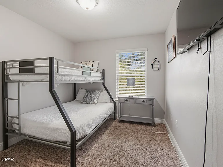 1883 Pointe Dr — Photo 17