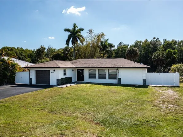 4572 32nd AVE SW, NAPLES, FL 34116