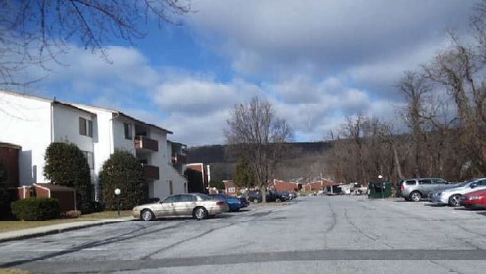 2nd image of 115 Charlotte Way