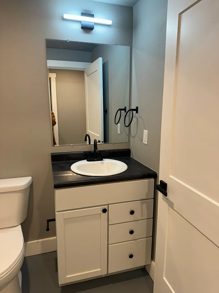 2 bed, 1.5 bath, 1140 sqft, $1,600 — Photo 4