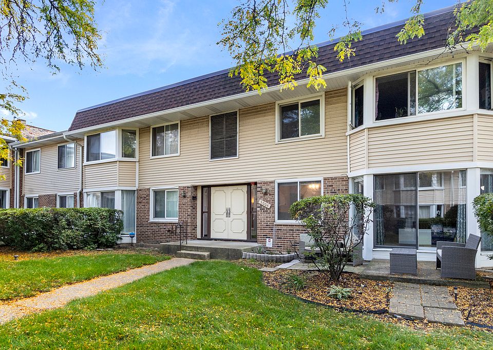 1st image of 3004 Roberts Dr APT 1