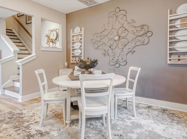 charlotte-north-carolina-446860624 picture