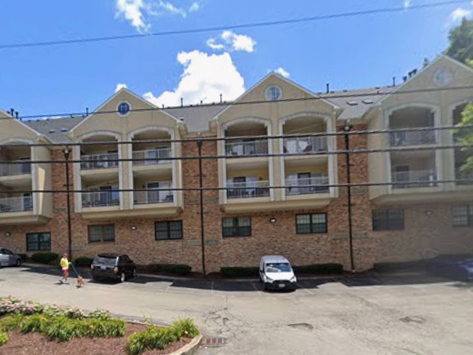 1st image of 2730 Brownsboro Rd APT 135