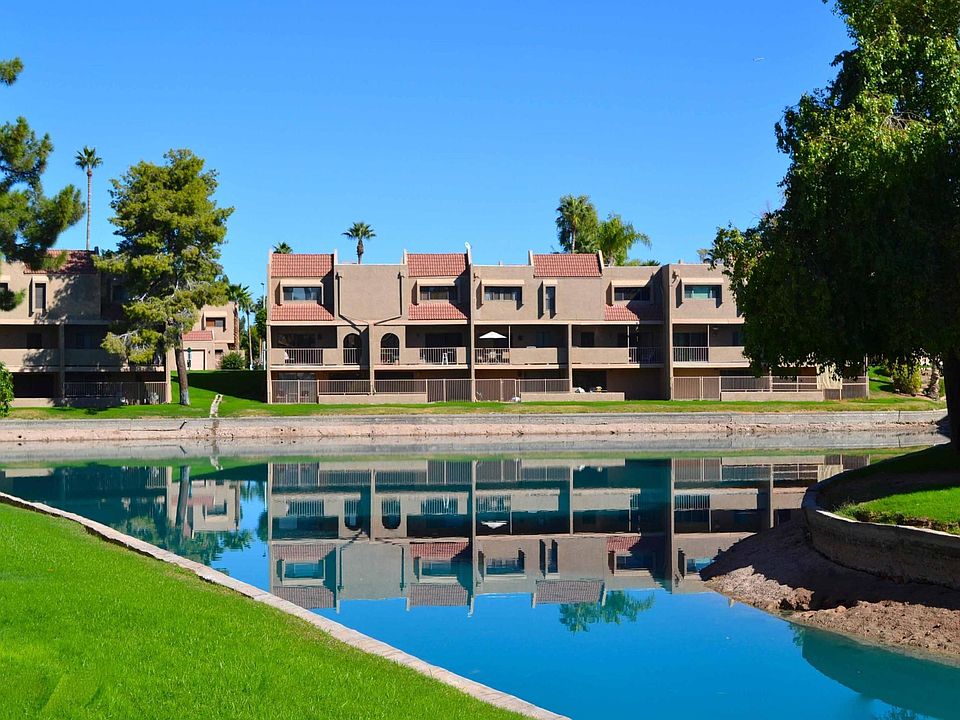 1st image of 2524 S El Paradiso Ave #92