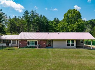 107 Buhl Morton Rd, Gallipolis, OH 45631