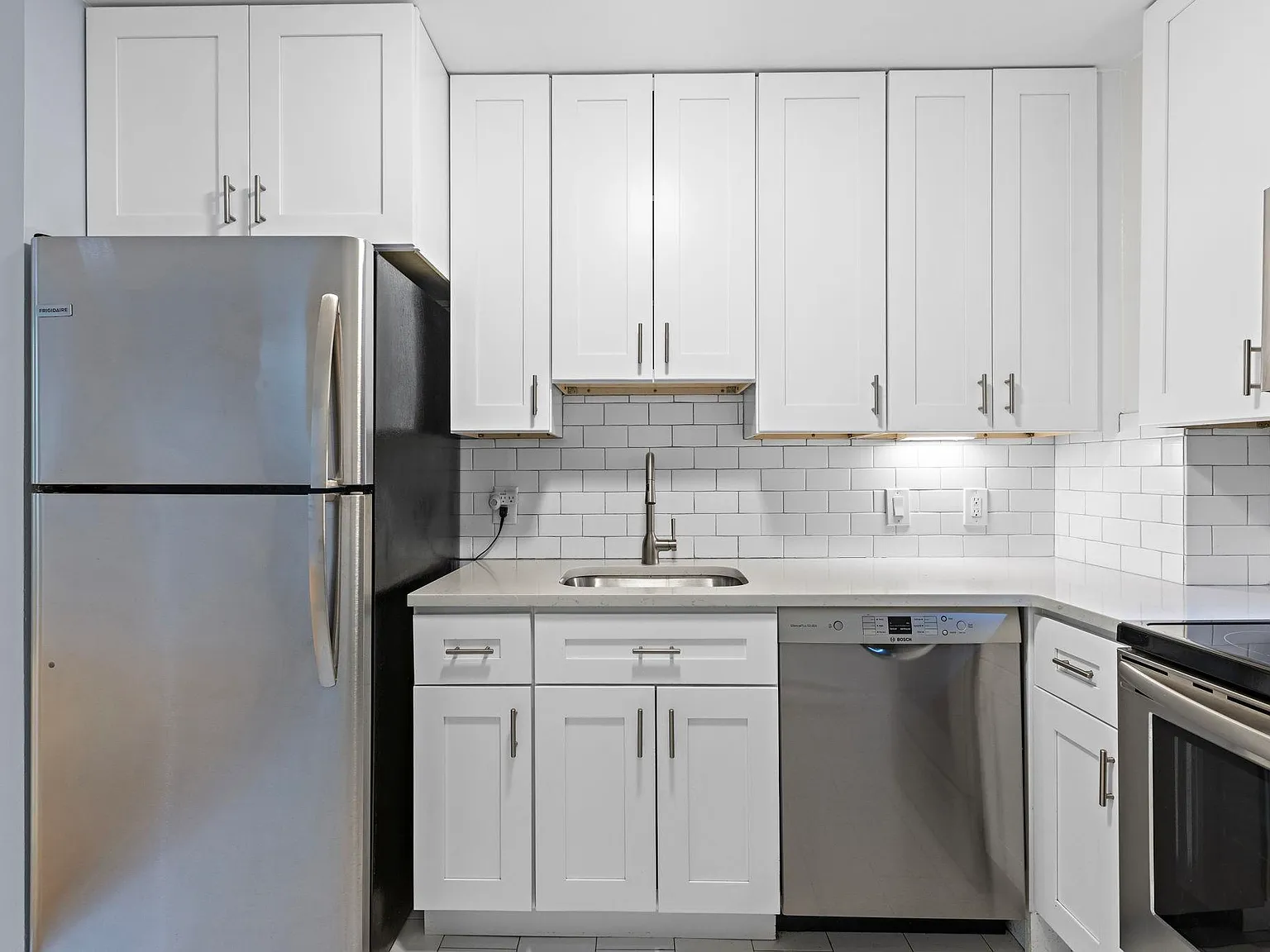1 bed, 1.0 bath, 575 sqft, $2,500 — Photo 3