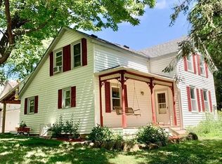 1115 Mount Hope Rd, CARVER, MN 55315