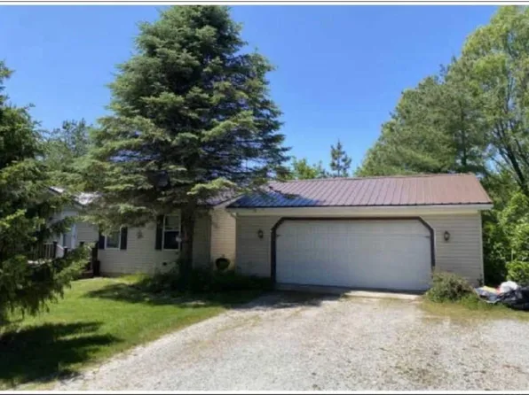 633 N 75th Rd E, Albion, IN 46701