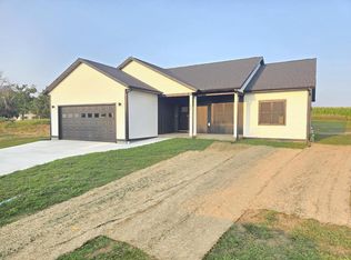 460 Hollander St, Markesan, WI 53946