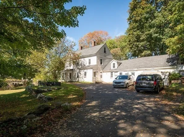 98 Main St #1, Wenham, MA 01984