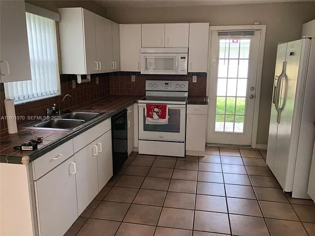 11274 SW 64th Ln — Photo 13