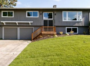 1903 Maple Dr, Newberg, OR 97132