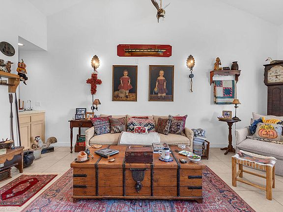 5th image of 165 Lake Shore Dr