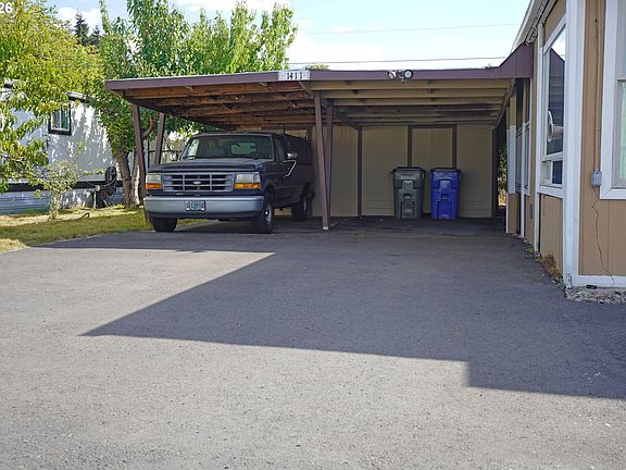 4th image of 1411 NE 143rd St