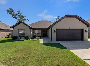 9417 Oak Forest Ln, Sherwood, AR 72120