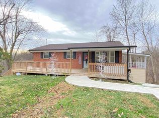 300 Vanbibber Dr, Ashland, KY 41102