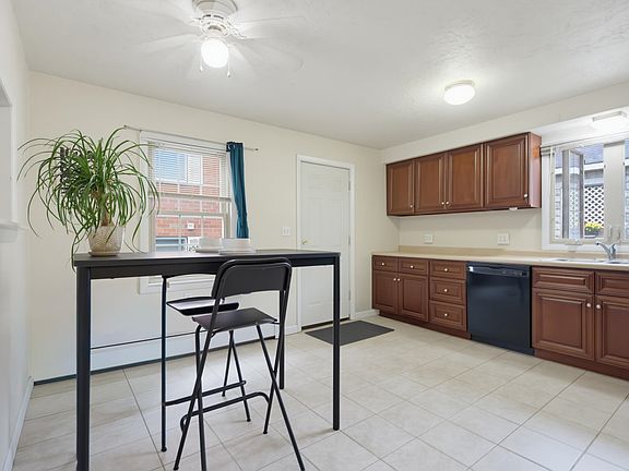 4th image of 46 Myrtle Street
