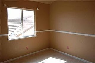 4th image of 943 Allacante Dr