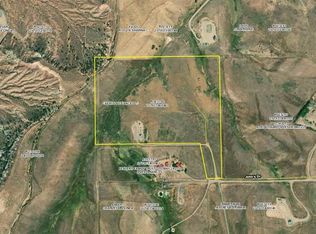 687 Johns Dr, Silt, CO 81652