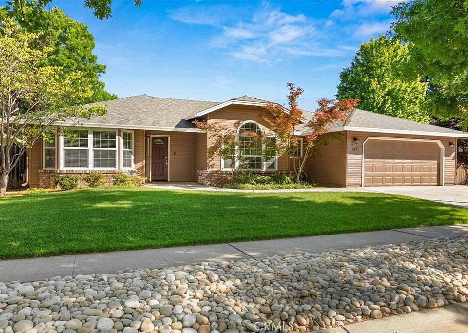 1st image of 217 Crater Lake Dr