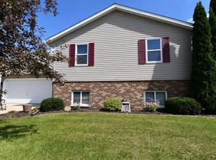 1515 S Indiana Ave, West Bend, WI 53095