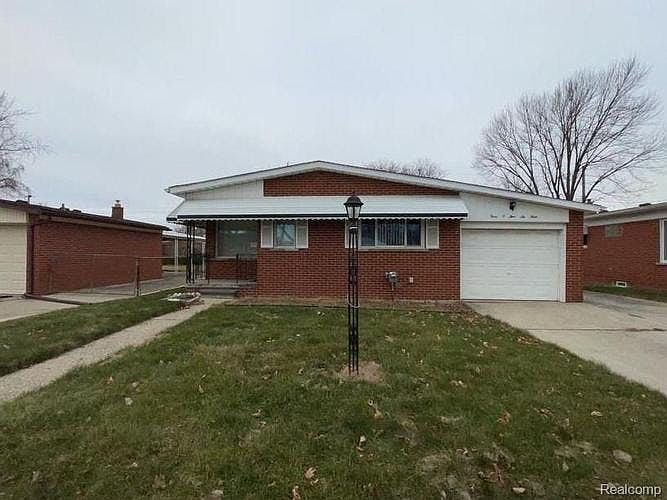 1st image of 30569 Spybrook St