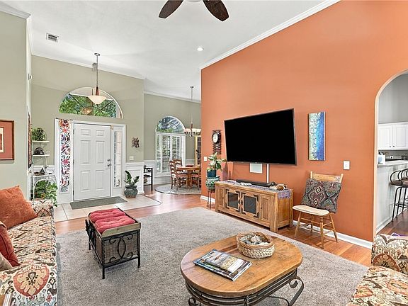 5th image of 133 Brooklyn Way