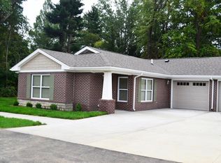 1850 Howard Wayne Dr, Terre Haute, IN 47802
