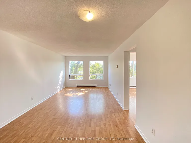 170 Grove St E #302 — Photo 16