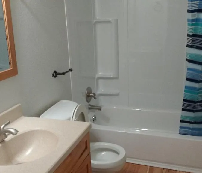2nd Bathroom