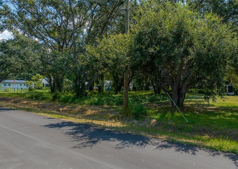 1st image of 1906 Hobbs Rd