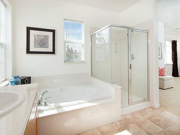 4th image of 3738 Evangelho Cir