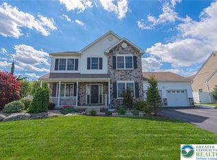 287 Palmetto Dr, Easton, PA 18045