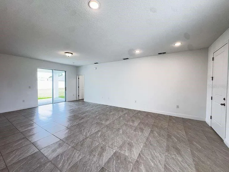 6234 SW 128th Street Rd — Photo 9
