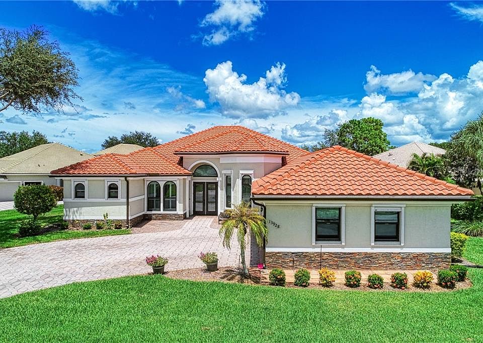 1st image of 13928 Long Lake Ln