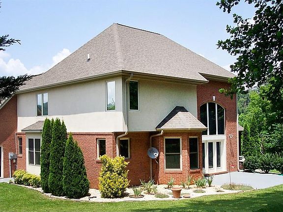 3rd image of 719 Wood Duck Dr