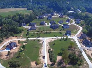 10 Waterside Cir, Ona, WV 25545