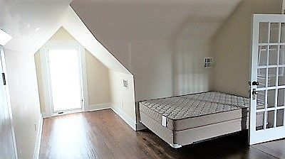 4th image of 1015 N Grand Ave #1