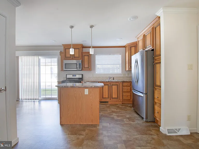 121 Bluebell Dr #11 — Photo 9