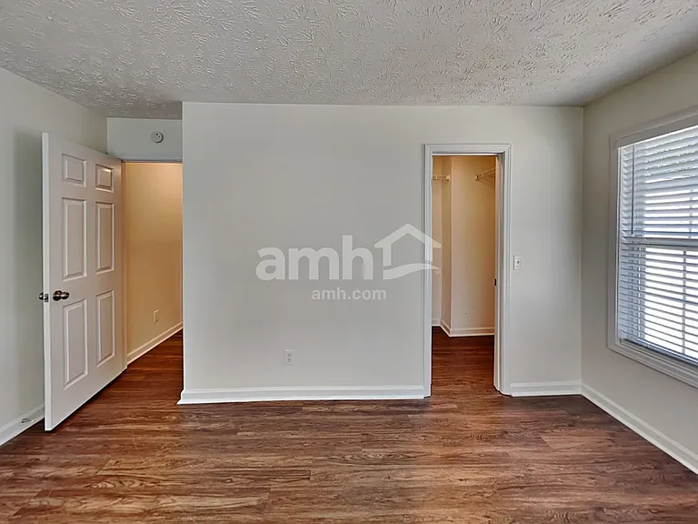 205 Daventry Way — Photo 10