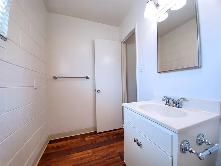 1465 Grand Ave — Photo 74