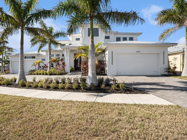 6426 Grenada Island Ave, Apollo Beach, FL 33572