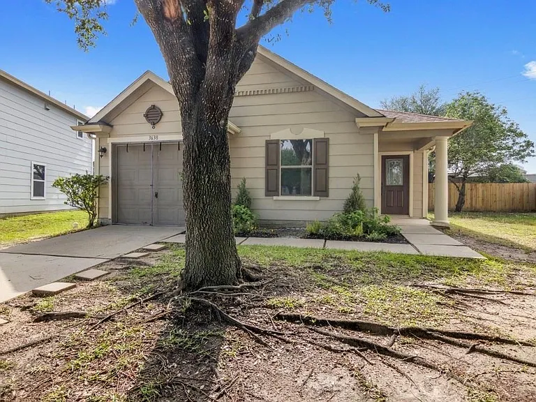 3638 Fuller Bluff Dr — Photo 3