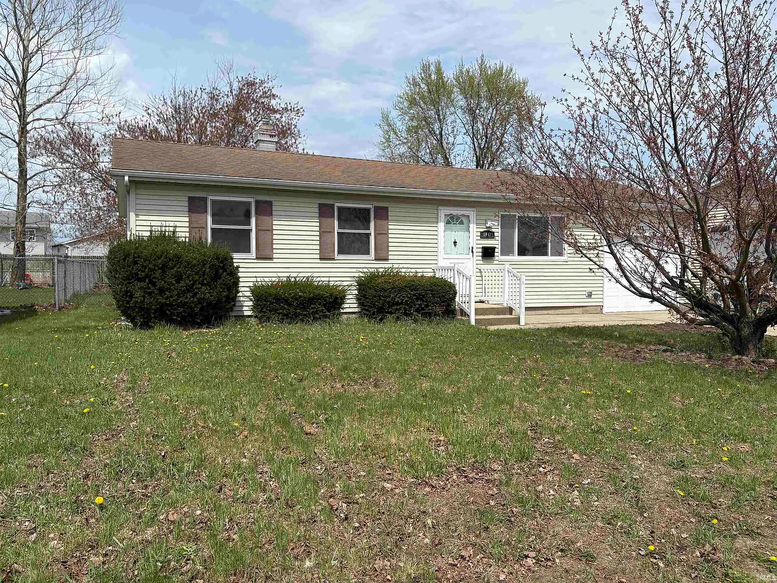 5041 Cedarwood Ln photo 1