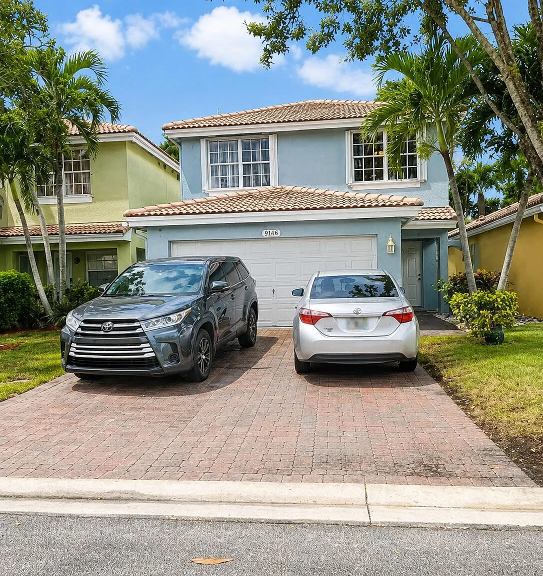 4 bed, 2.5 bath, 1796 sqft, $3,950 — Photo 1