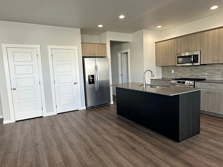 4939 S Amorita Ave — Photo 11